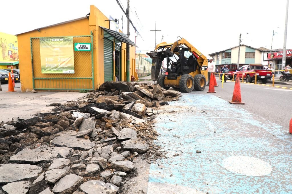 Chía en obras: Así avanzó el mantenimiento vial durante agosto