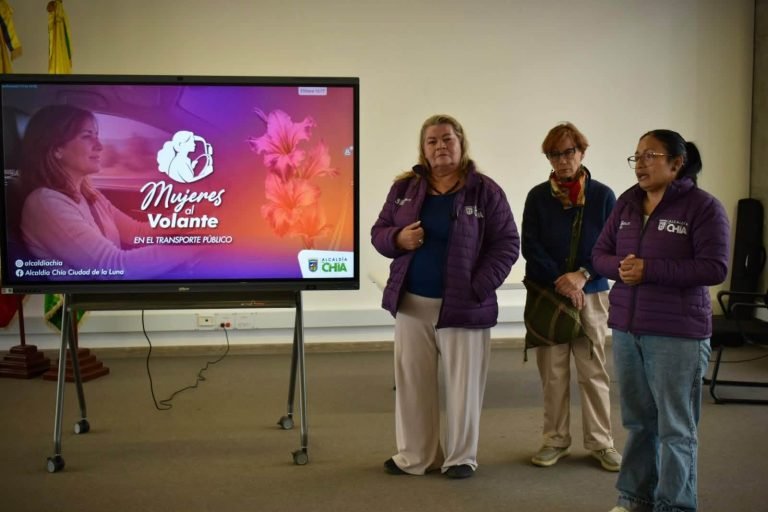 90 mujeres en el proceso de “Mujeres al Volante en el Transporte Público”